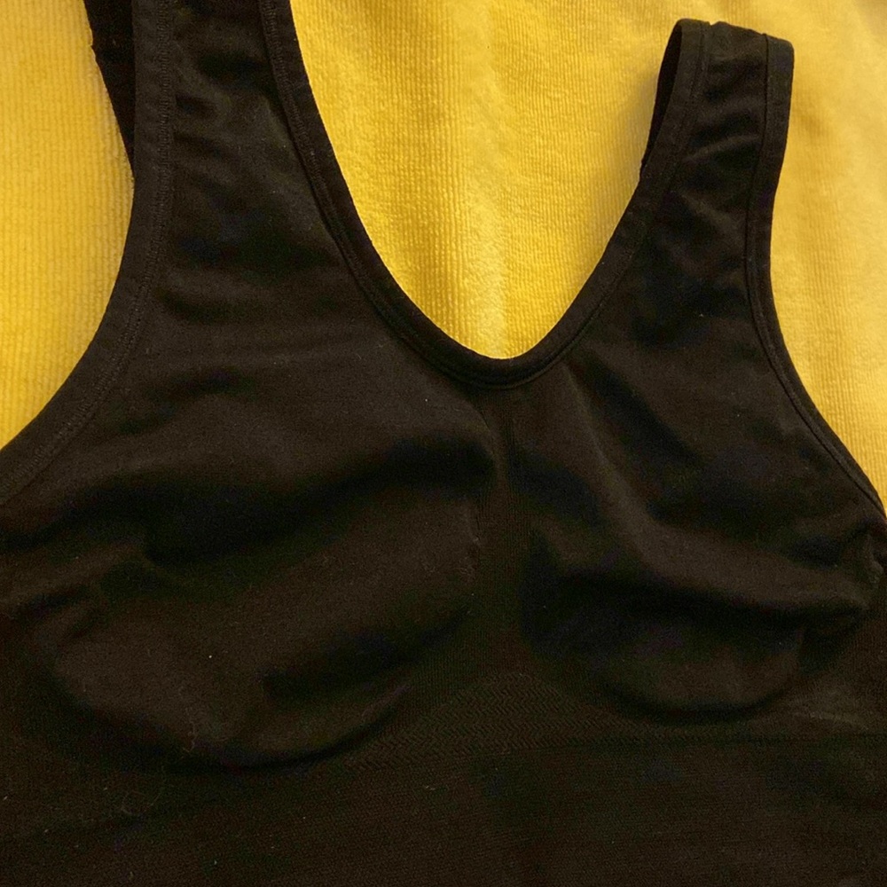 LIKE NEW Sports Bra 32B XS black gym workout sports - Picture 3 of 3